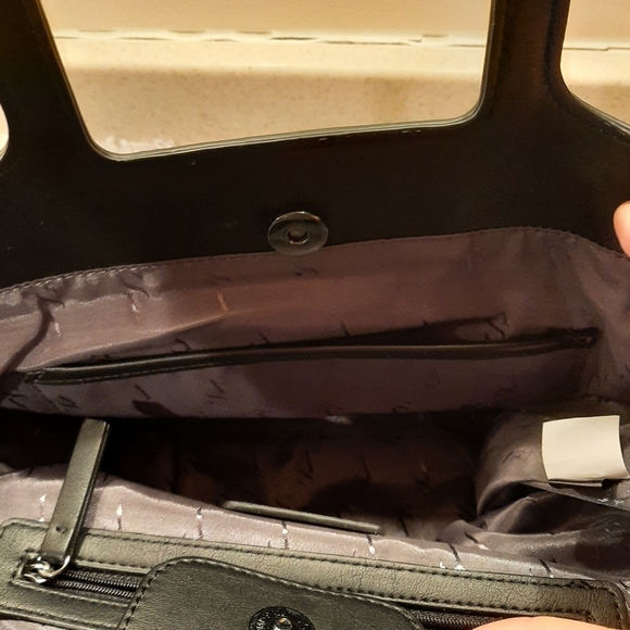 Simply Vera Wang Purse - Picture 7 of 14